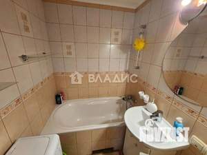 3-к квартира, вторичка, 65м2, 5/5 этаж