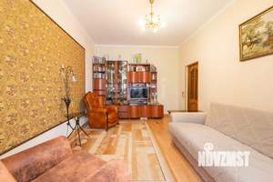 2-к квартира, вторичка, 61м2, 3/5 этаж