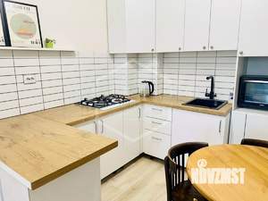 2-к квартира, вторичка, 60м2, 1/11 этаж