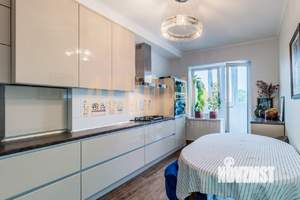 2-к квартира, вторичка, 72м2, 5/5 этаж