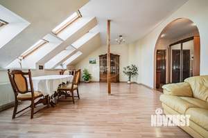 3-к квартира, вторичка, 89м2, 4/4 этаж