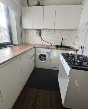 2-к квартира, вторичка, 46м2, 1/5 этаж