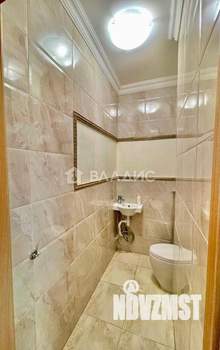 2-к квартира, вторичка, 61м2, 1/7 этаж