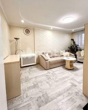 2-к квартира, вторичка, 55м2, 7/7 этаж