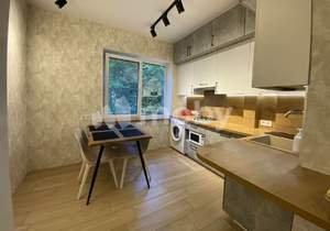 2-к квартира, вторичка, 52м2, 2/4 этаж