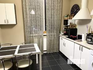 2-к квартира, вторичка, 64м2, 13/17 этаж