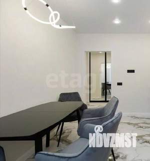 2-к квартира, вторичка, 61м2, 1/7 этаж