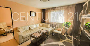 2-к квартира, вторичка, 52м2, 2/2 этаж