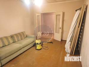 2-к квартира, вторичка, 50м2, 1/5 этаж