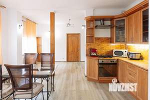 3-к квартира, вторичка, 80м2, 2/3 этаж