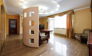 4-к квартира, вторичка, 132м2, 4/4 этаж