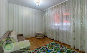 2-к квартира, вторичка, 57м2, 1/10 этаж