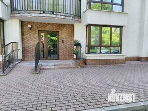 2-к квартира, вторичка, 62м2, 1/6 этаж