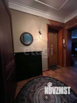 4-к квартира, вторичка, 136м2, 3/3 этаж