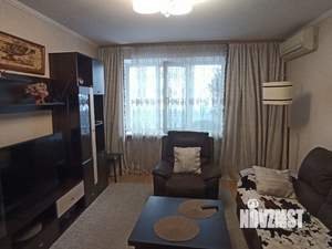 3-к квартира, вторичка, 58м2, 2/5 этаж