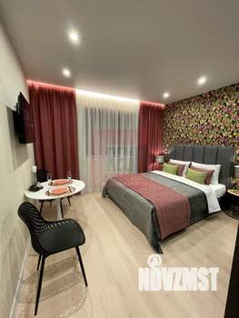 4-к квартира, вторичка, 100м2, 1/4 этаж