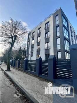 3-к квартира, вторичка, 99м2, 2/4 этаж