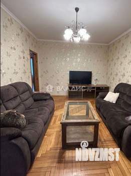 4-к квартира, вторичка, 103м2, 1/5 этаж