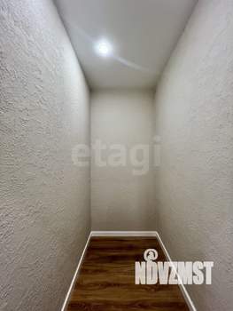 2-к квартира, вторичка, 38м2, 1/5 этаж