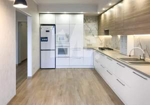 3-к квартира, вторичка, 98м2, 6/10 этаж
