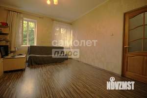 2-к квартира, вторичка, 42м2, 1/3 этаж