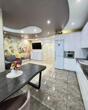 2-к квартира, вторичка, 74м2, 4/4 этаж