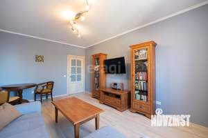 2-к квартира, вторичка, 58м2, 3/3 этаж