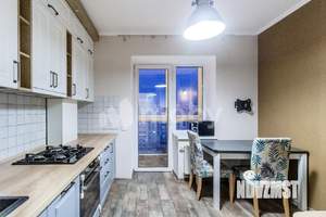 2-к квартира, вторичка, 60м2, 9/10 этаж