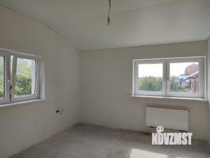 4-к квартира, вторичка, 130м2, 3/3 этаж