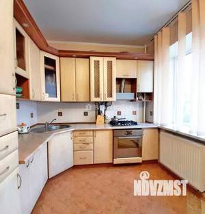 2-к квартира, вторичка, 60м2, 2/5 этаж