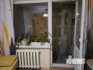 2-к квартира, вторичка, 50м2, 1/10 этаж