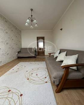 2-к квартира, вторичка, 54м2, 6/6 этаж