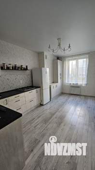 2-к квартира, вторичка, 60м2, 1/9 этаж