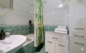 2-к квартира, вторичка, 51м2, 1/6 этаж