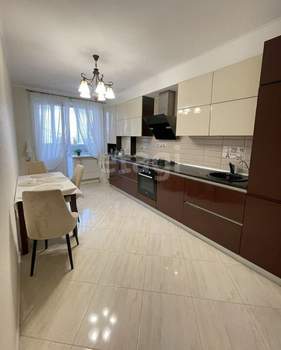 3-к квартира, вторичка, 82м2, 7/8 этаж