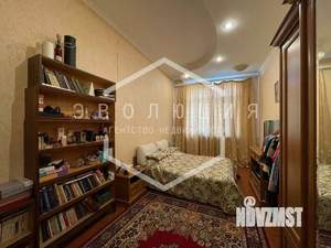 3-к квартира, вторичка, 93м2, 2/4 этаж