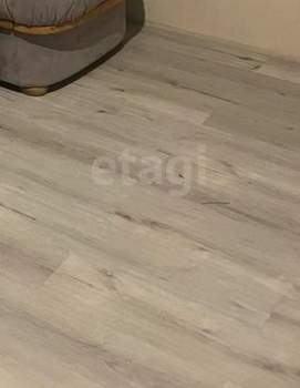 2-к квартира, вторичка, 61м2, 1/4 этаж