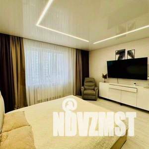 Студия квартира, вторичка, 64м2, 4/10 этаж