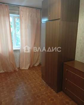 3-к квартира, вторичка, 58м2, 3/4 этаж