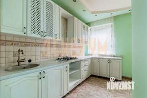 4-к квартира, вторичка, 101м2, 1/3 этаж