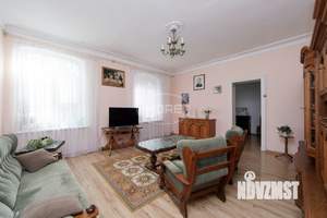 4-к квартира, вторичка, 136м2, 1/2 этаж