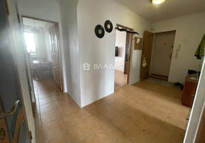 3-к квартира, вторичка, 61м2, 5/5 этаж