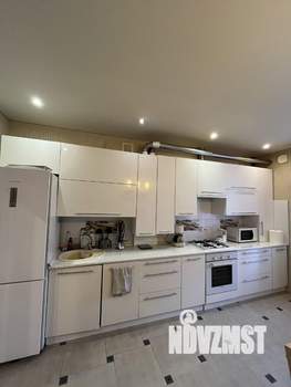 1-к квартира, вторичка, 62м2, 1/8 этаж