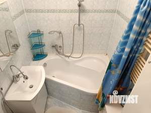 3-к квартира, вторичка, 57м2, 3/3 этаж