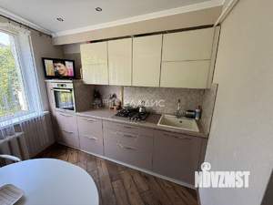 2-к квартира, вторичка, 63м2, 1/6 этаж