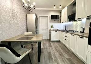 2-к квартира, вторичка, 57м2, 9/9 этаж