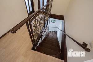 5-к квартира, вторичка, 210м2, 3/3 этаж