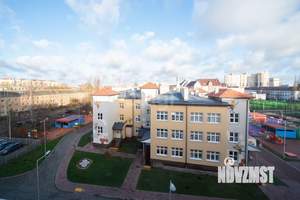 2-к квартира, вторичка, 61м2, 5/5 этаж