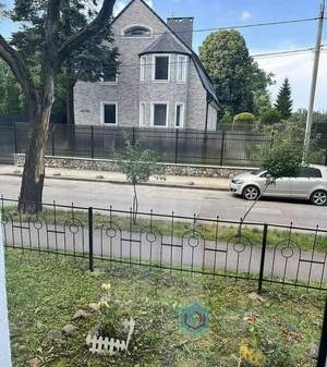 2-к квартира, вторичка, 42м2, 1/3 этаж