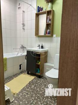 2-к квартира, вторичка, 62м2, 1/10 этаж
